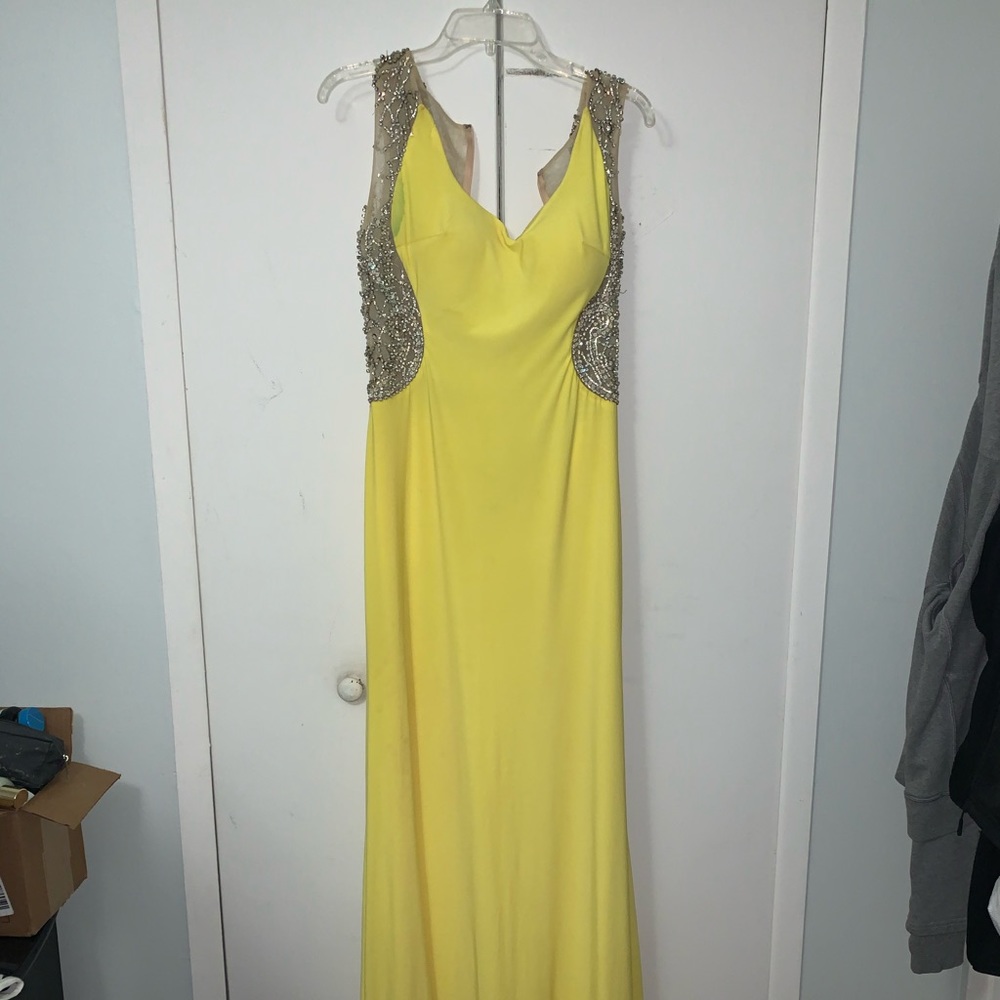 Yellow Dress - Picture 2 of 5